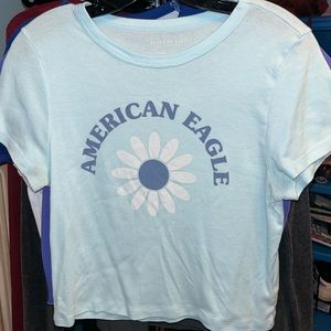 AMERICAN EAGLE FLOWER BABY TEE ⭐️